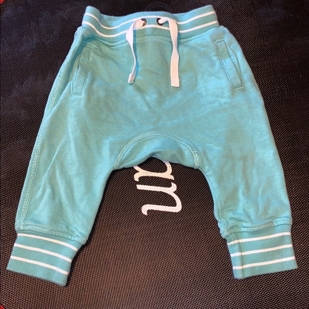 Hanna Anderson joggers. Is a light teal